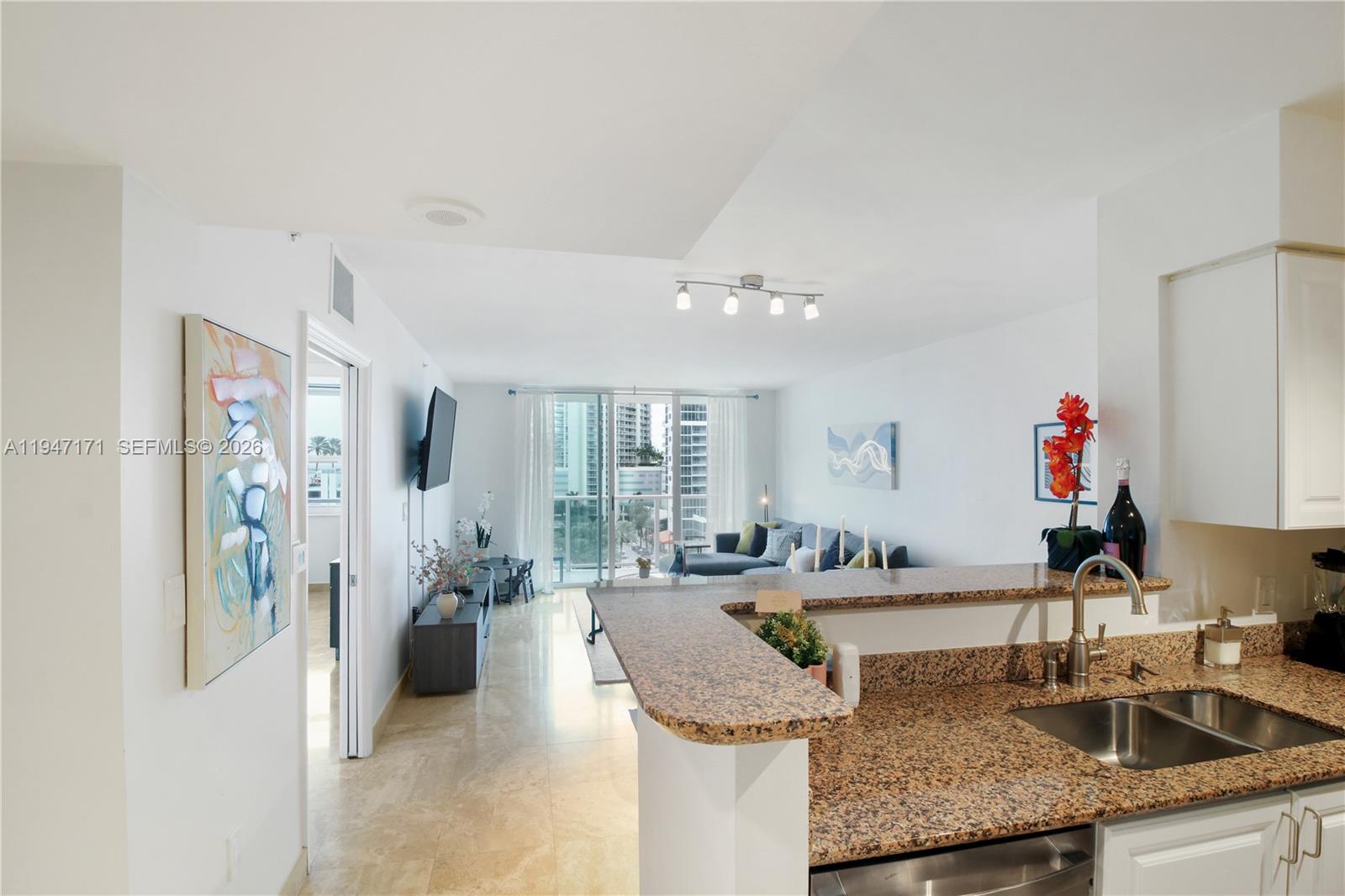 THE MARK ON BRICKELL COND - Residential