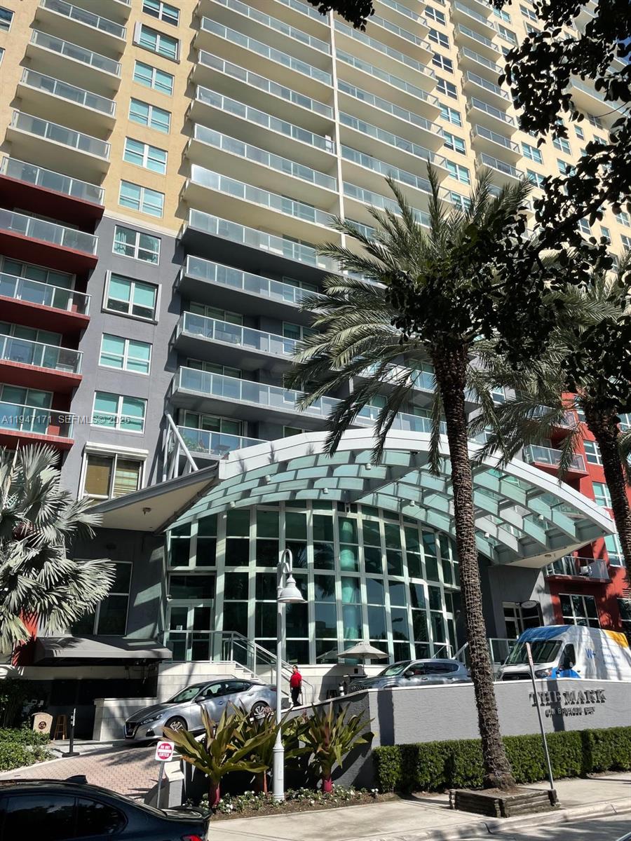 THE MARK ON BRICKELL COND - Residential