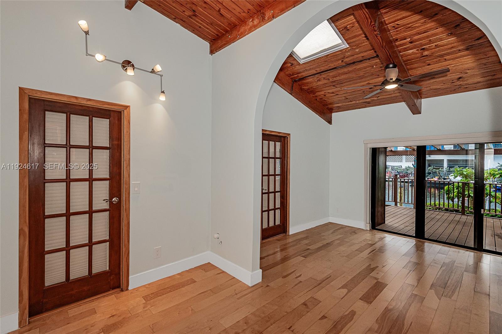 HARBOURWOOD SKETCH OF SUR - Residential