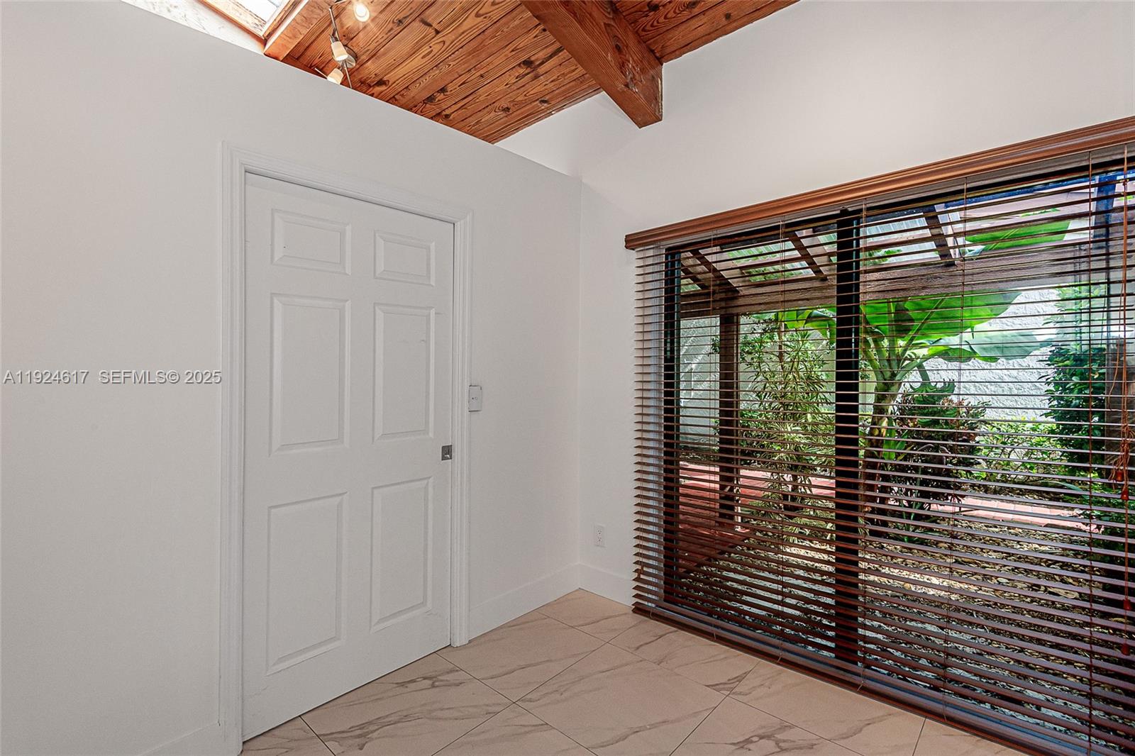 HARBOURWOOD SKETCH OF SUR - Residential