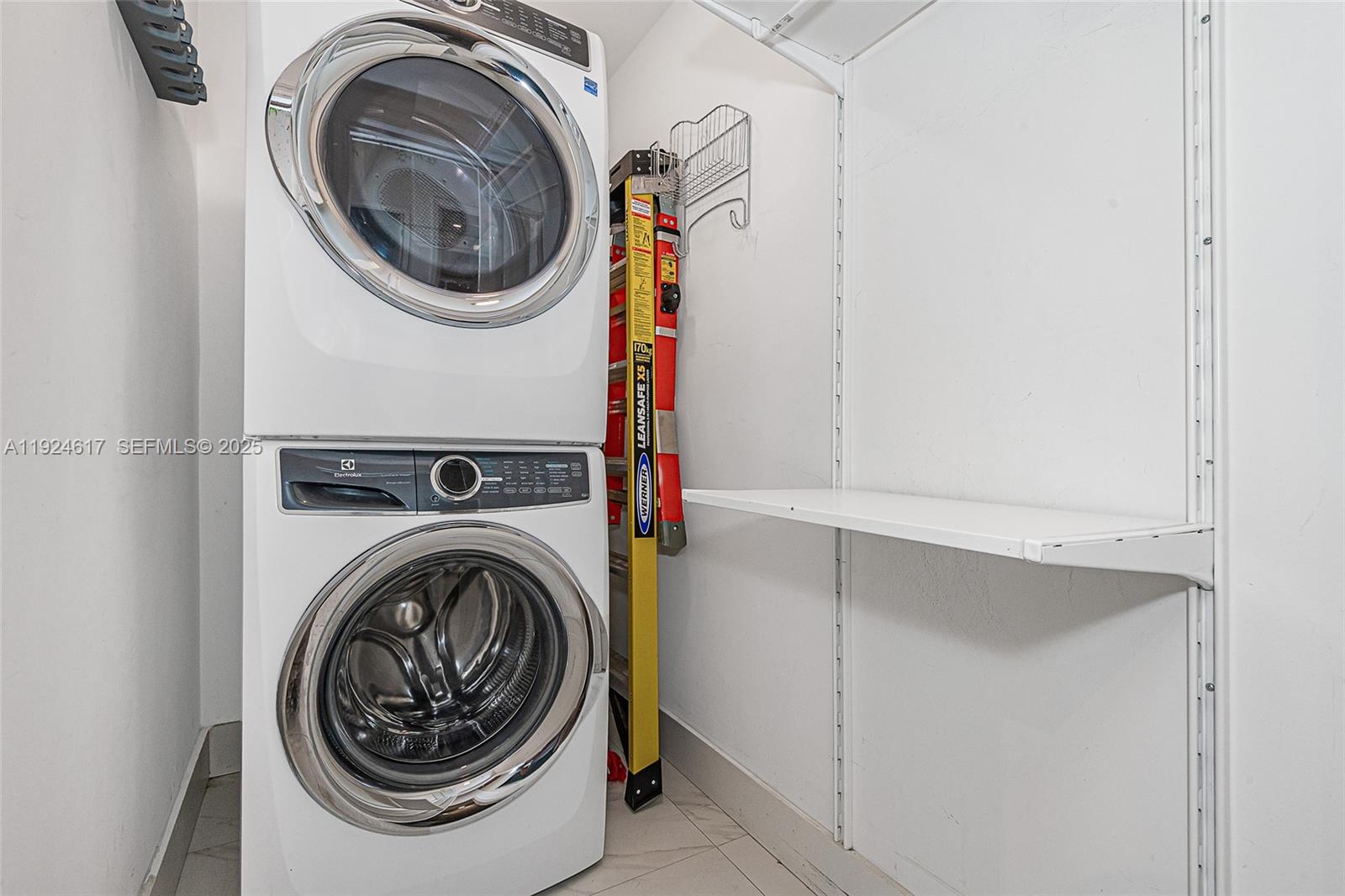 HARBOURWOOD SKETCH OF SUR - Residential