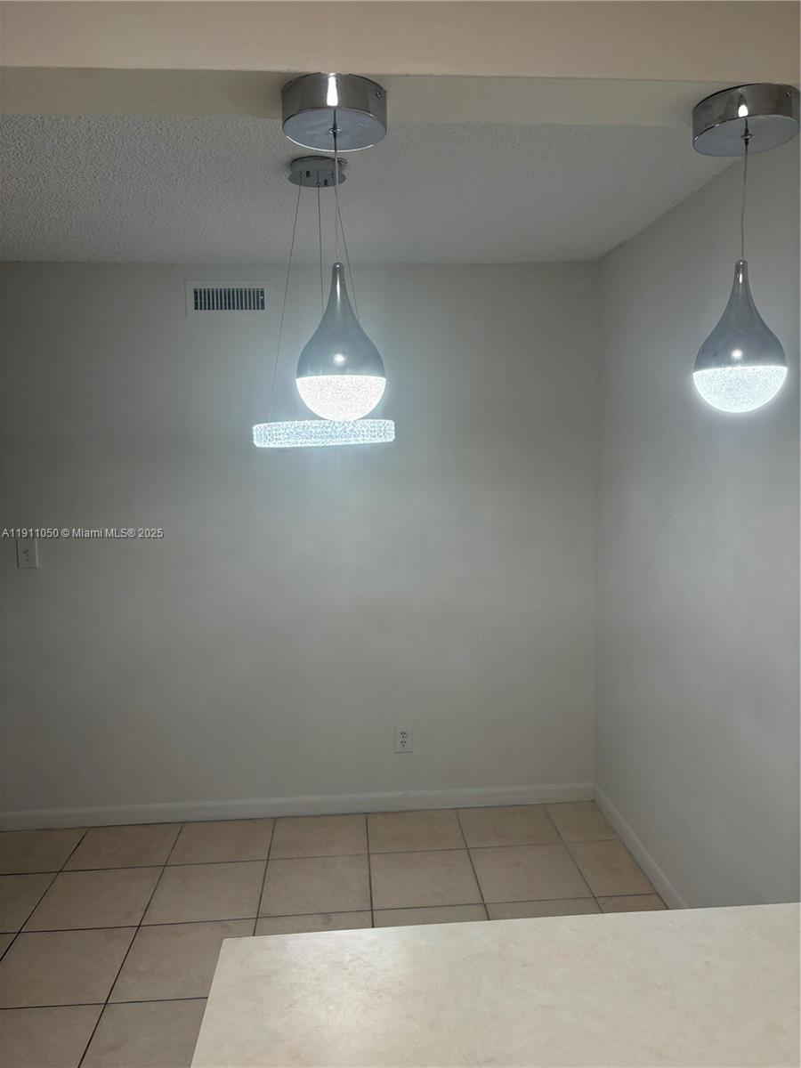 COURTYARDS AT DAVIE CONDO - Residential Lease