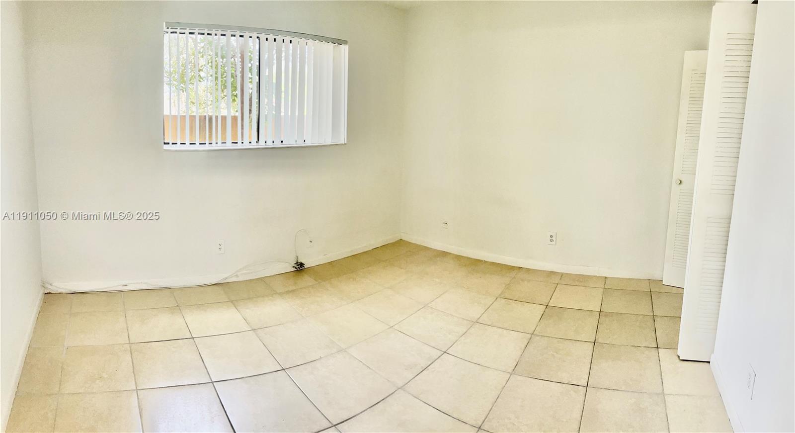 COURTYARDS AT DAVIE CONDO - Residential Lease