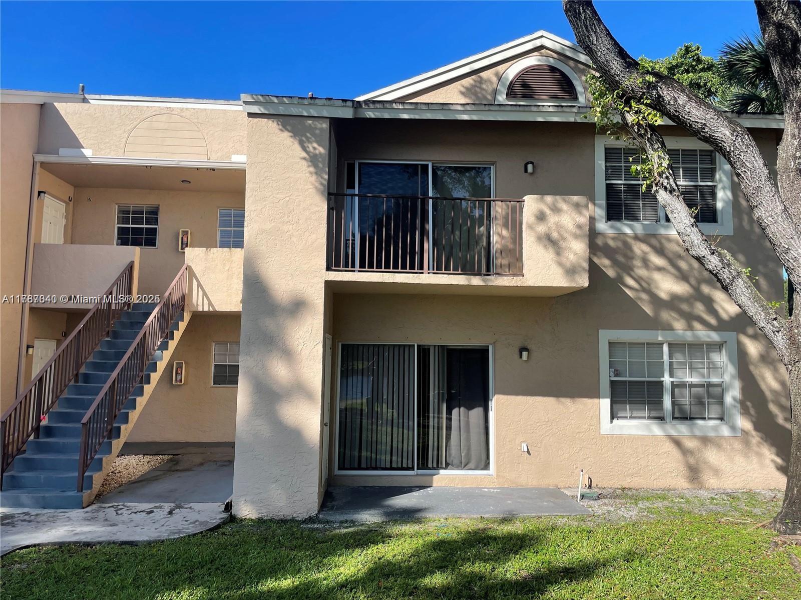 Rental Property at 2421 Nw 96th Ter 20L, Pembroke Pines, Miami-Dade County, Florida - Bedrooms: 2 
Bathrooms: 2  - $2,200 MO.