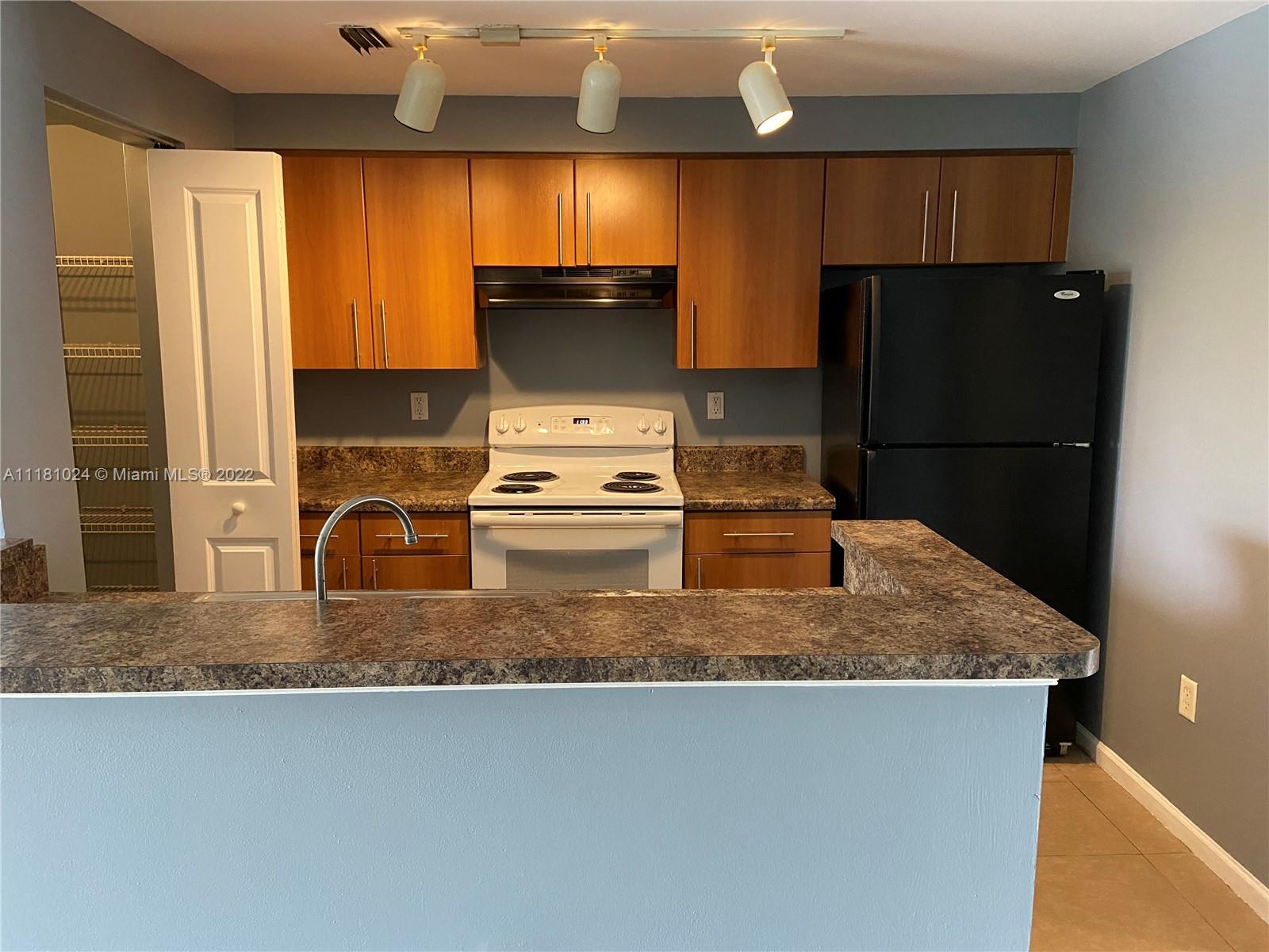 EL-AD POINCIANA CONDO - Residential Lease