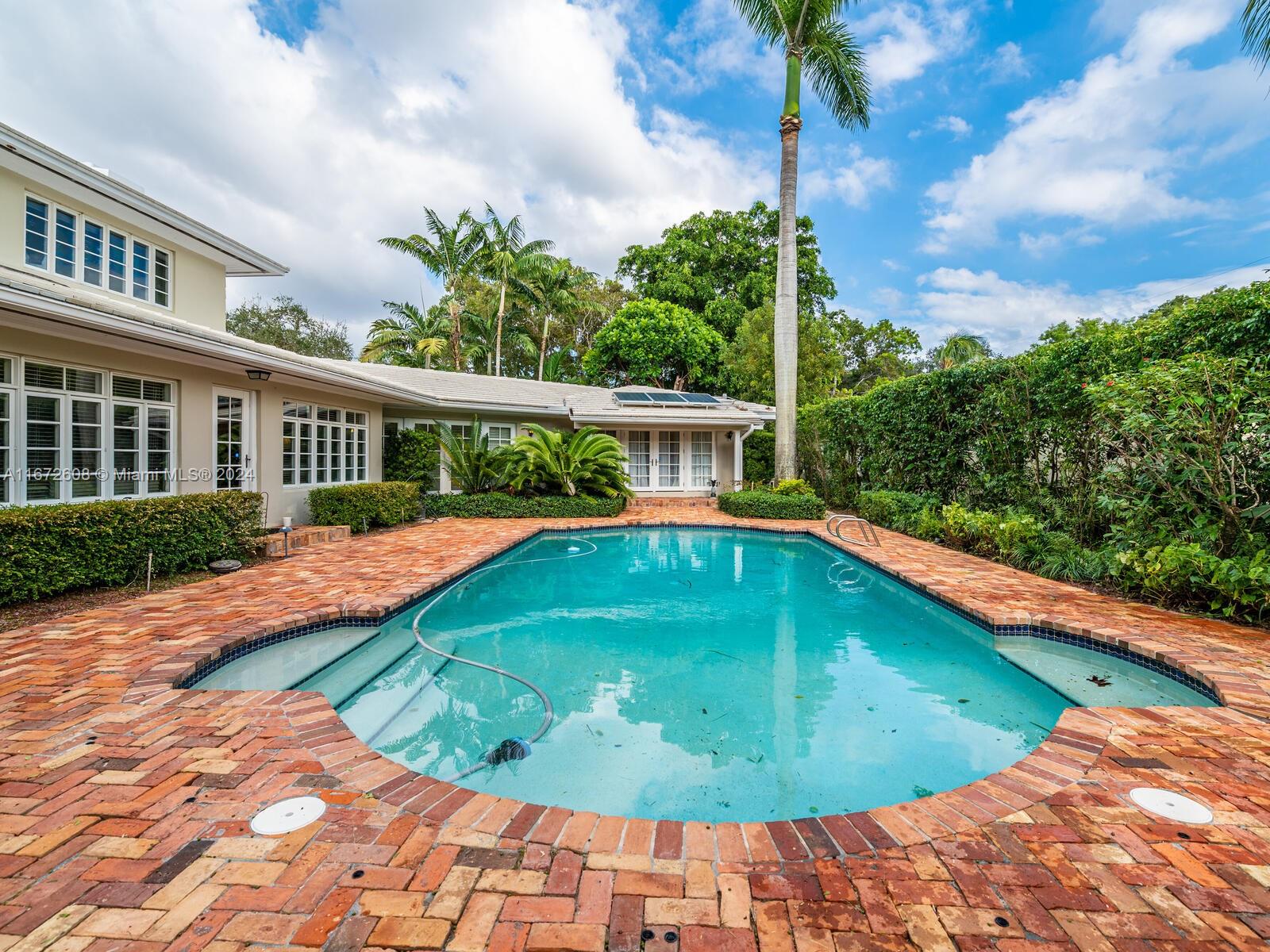 CORAL GABLES COUNTRY CLUB - Residential