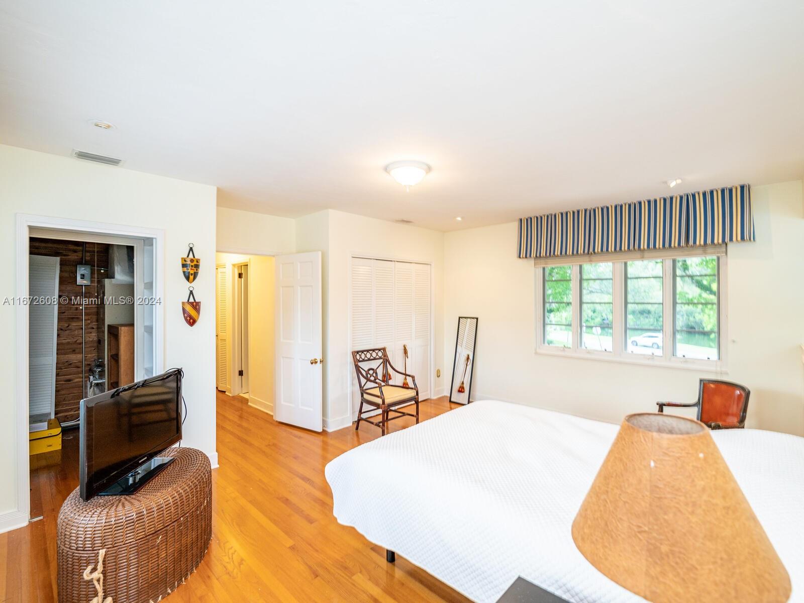 CORAL GABLES COUNTRY CLUB - Residential