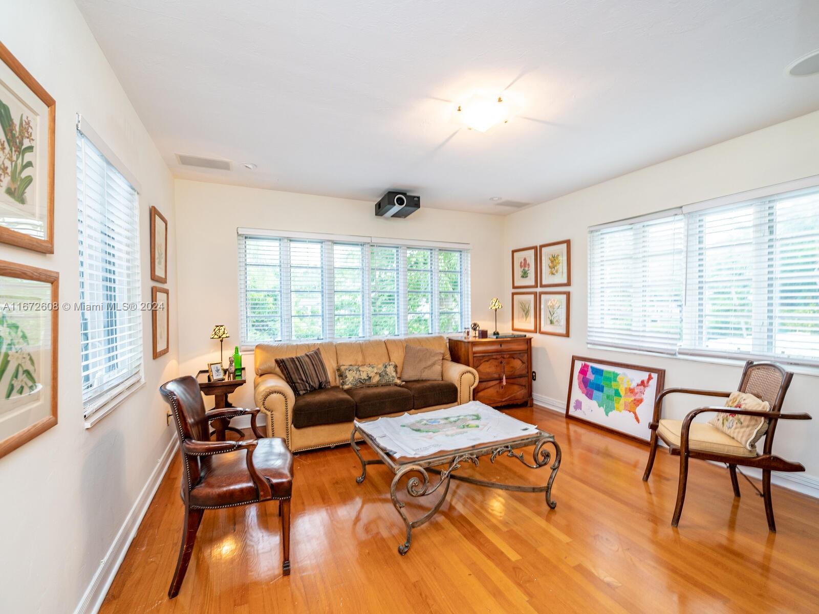 CORAL GABLES COUNTRY CLUB - Residential