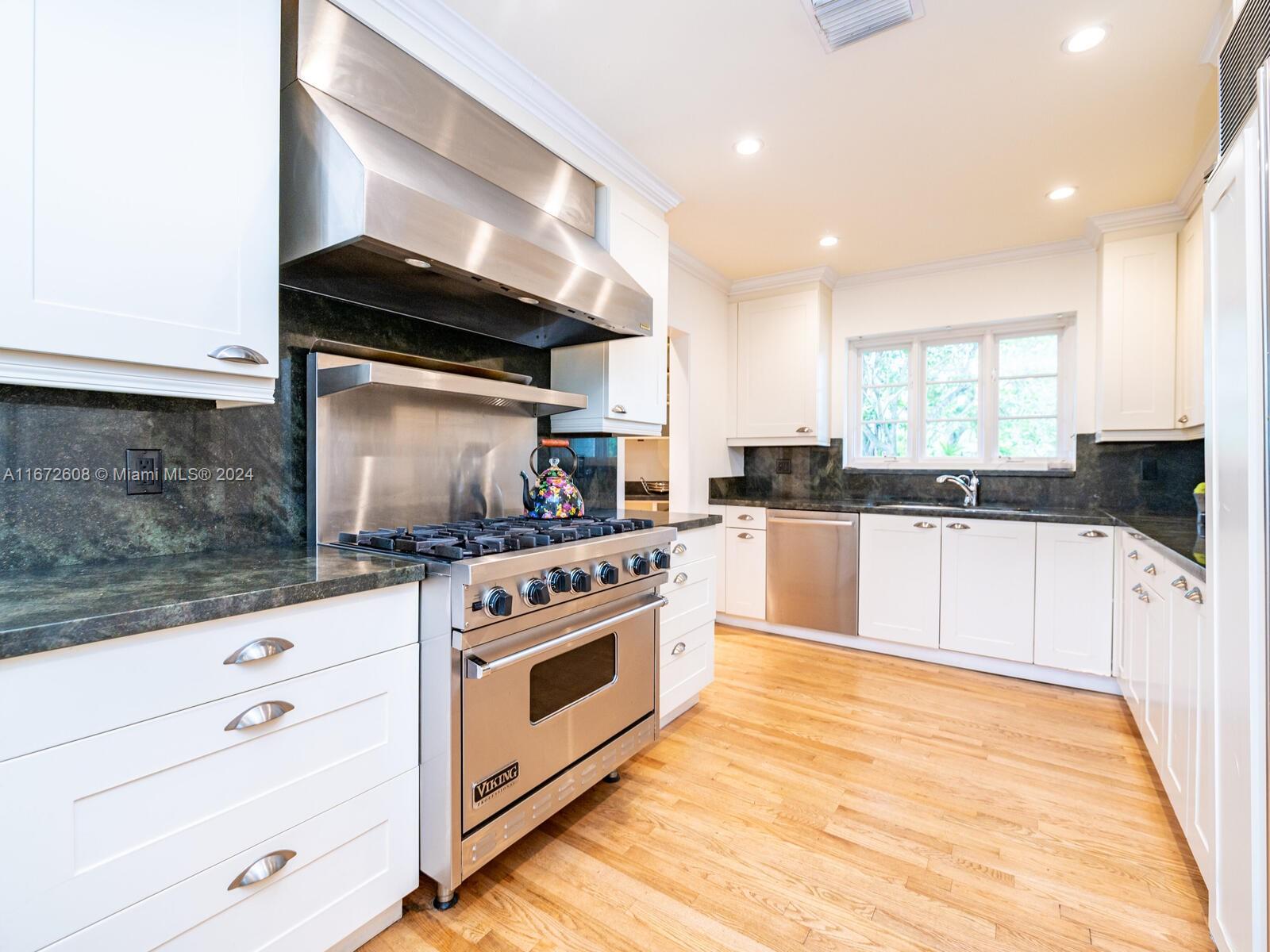 CORAL GABLES COUNTRY CLUB - Residential