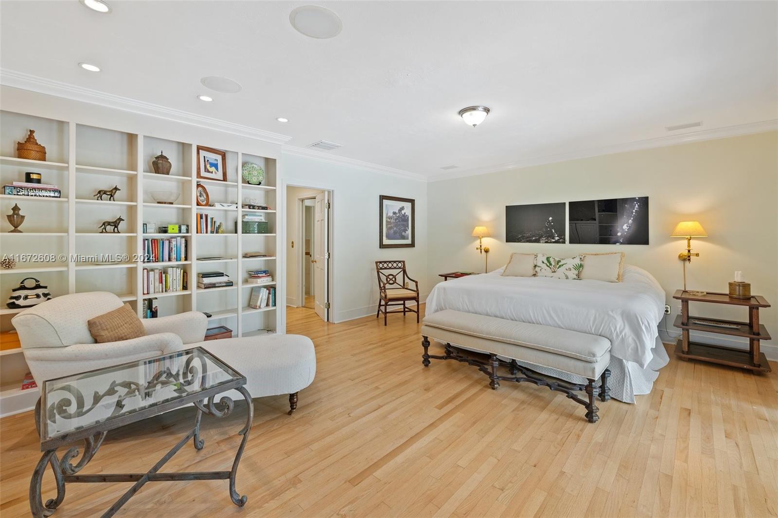 CORAL GABLES COUNTRY CLUB - Residential