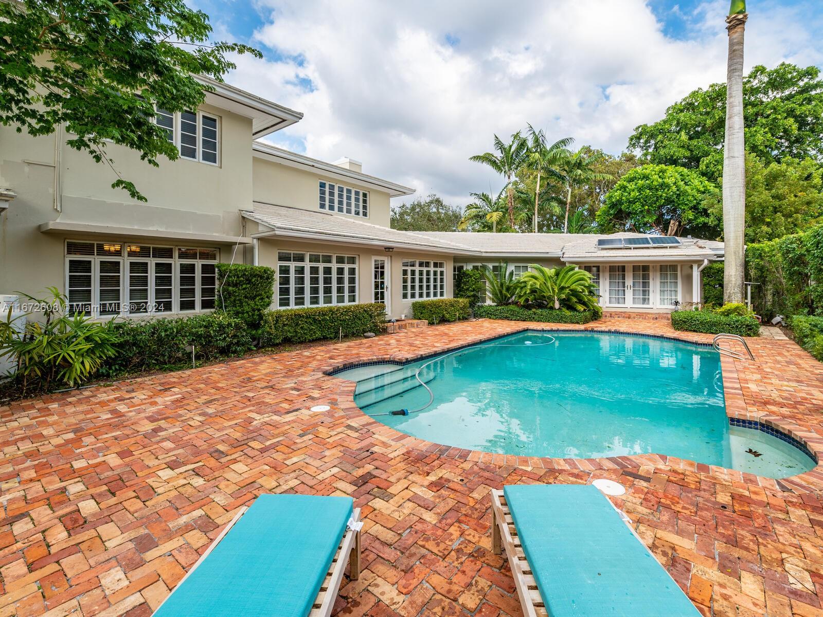 CORAL GABLES COUNTRY CLUB - Residential