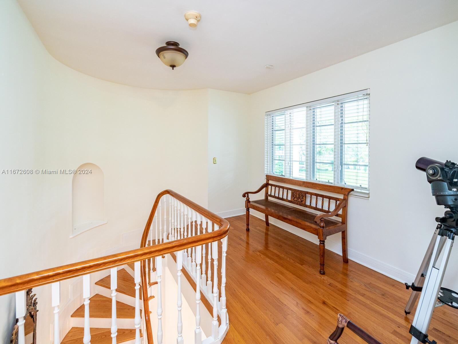 CORAL GABLES COUNTRY CLUB - Residential