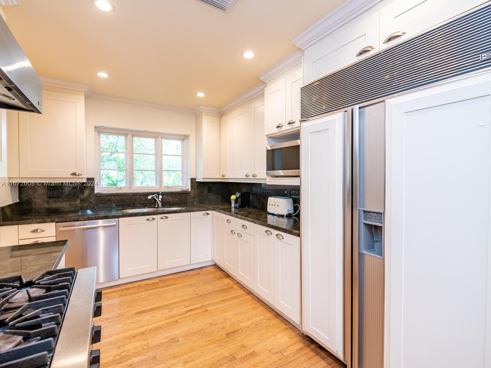 CORAL GABLES COUNTRY CLUB - Residential