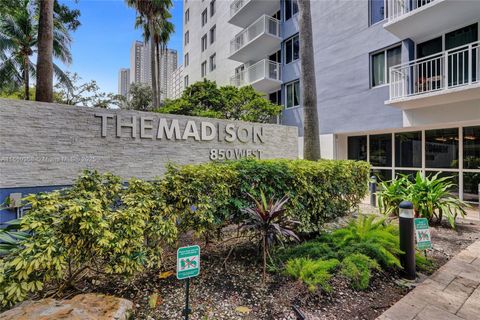 850 N Miami Ave W-1810 Miami FL 33136
