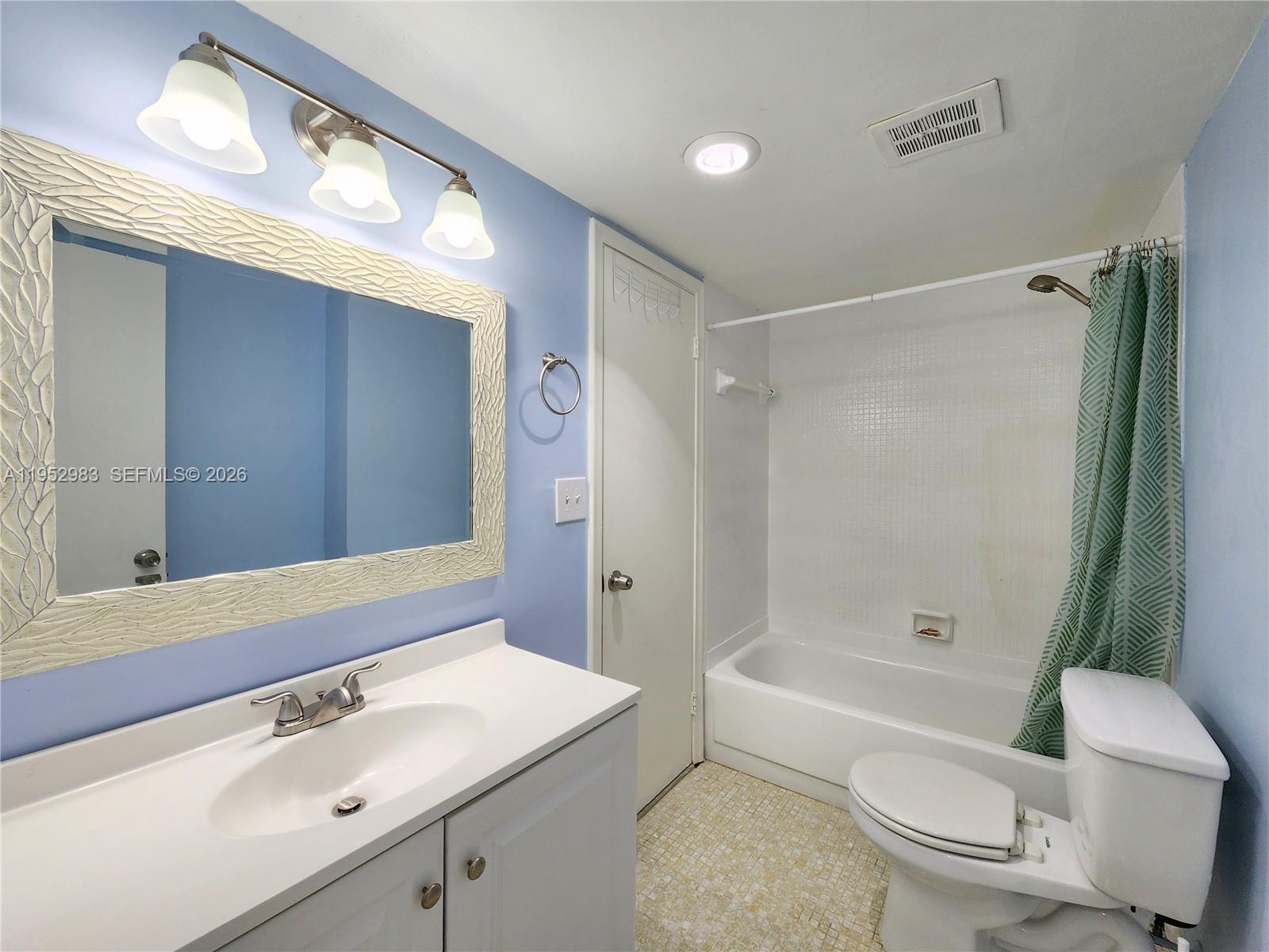 CORAL ISLE EAST CONDO - Residential