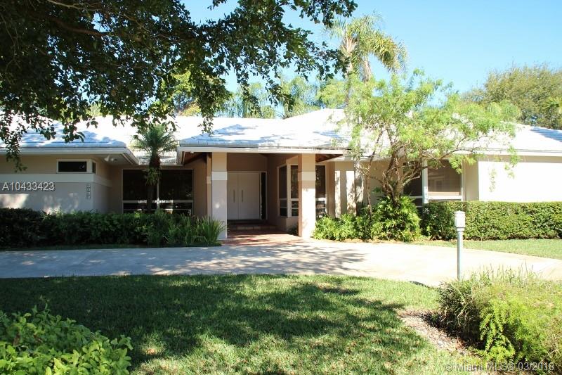 Open, spacious home in Falls area. 4 large bedrooms, including master on one side of the house and 2 smaller bedrooms on west side of house. Huge Master bedroom and bathroom. Den Family room in addition to bedroom count. Lots of glass and high ceilings that bring the outdoor in. Large patio with covered area. Great home for entertaining and relaxing at home.