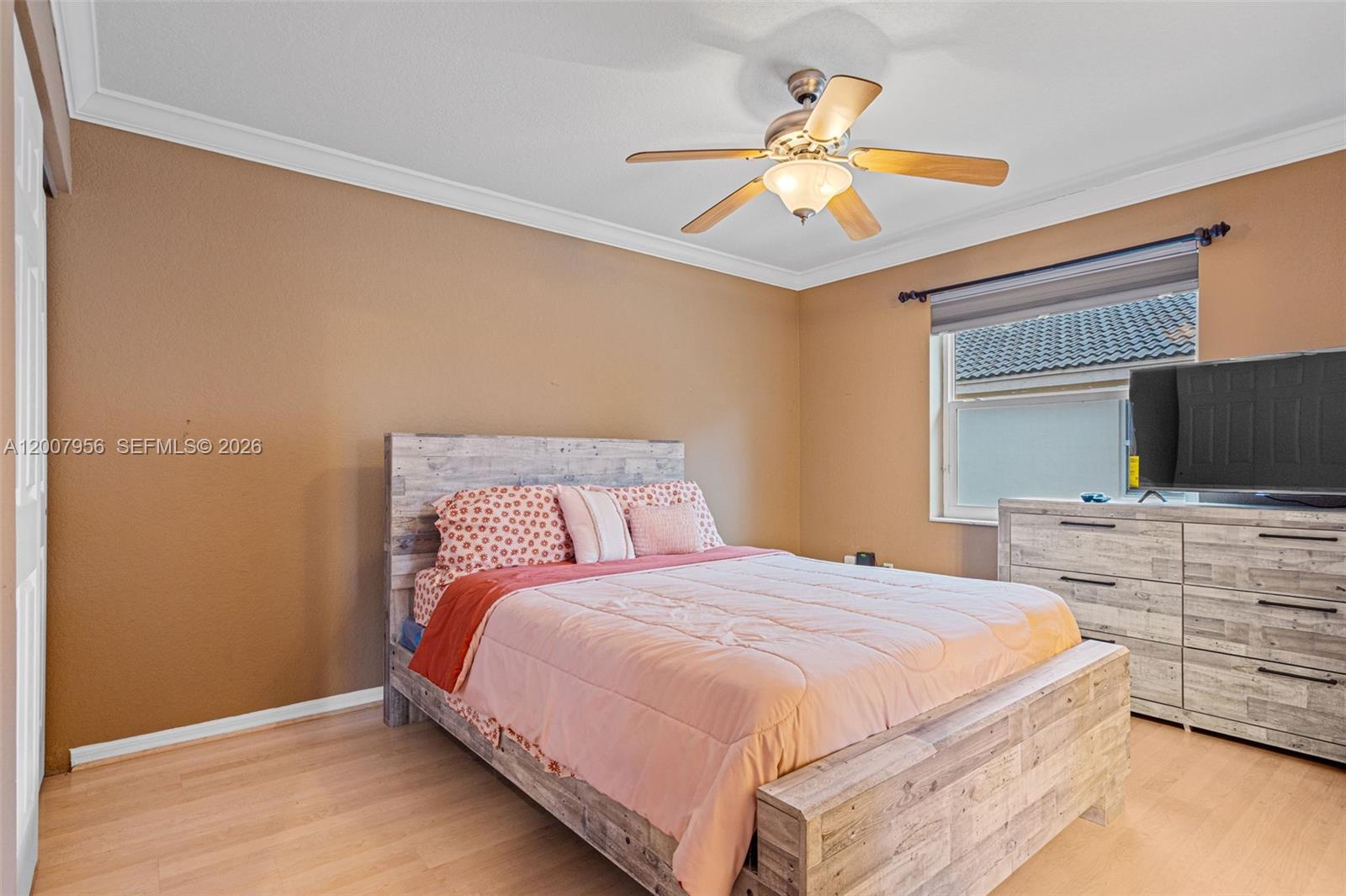 SAPPHIRE POINTE - DIAMOND - Residential