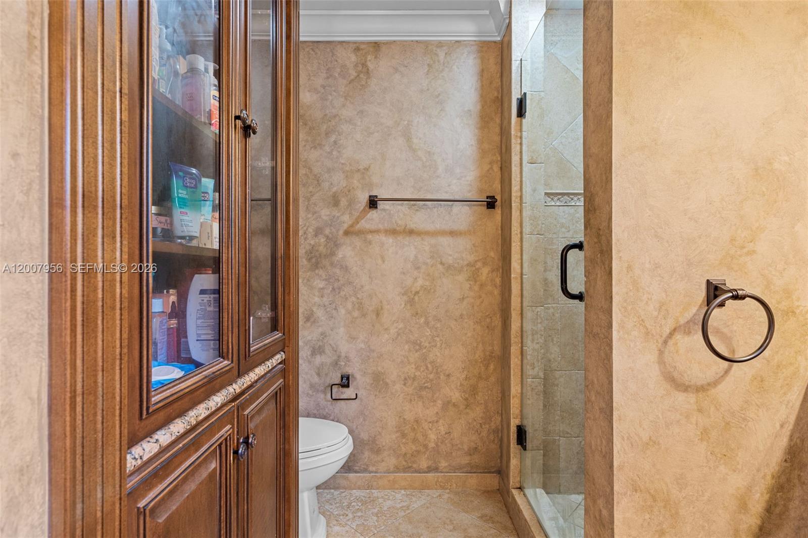 SAPPHIRE POINTE - DIAMOND - Residential