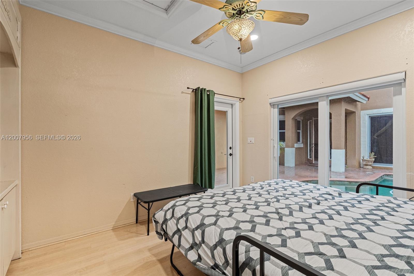 SAPPHIRE POINTE - DIAMOND - Residential