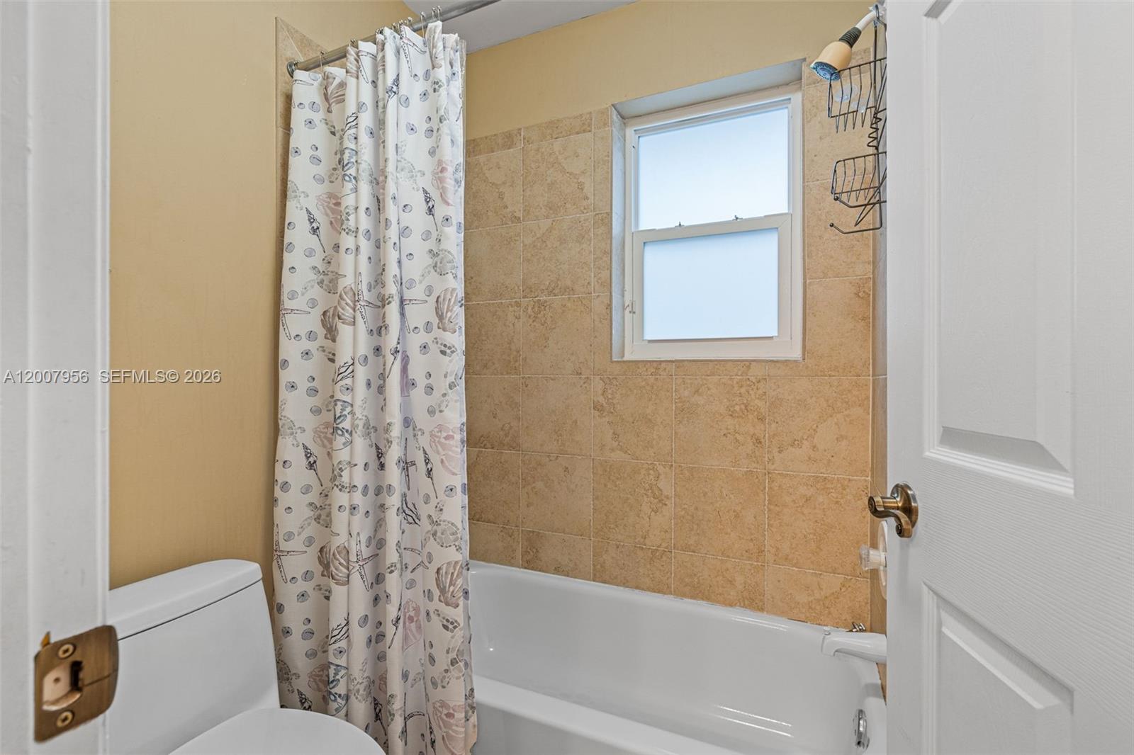 SAPPHIRE POINTE - DIAMOND - Residential