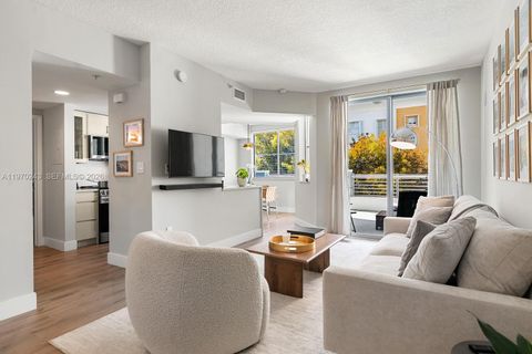 110 Washington Ave 1316 Miami Beach FL 33139