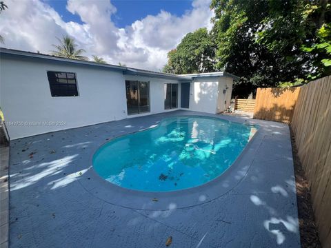 A home in Lauderdale Lakes