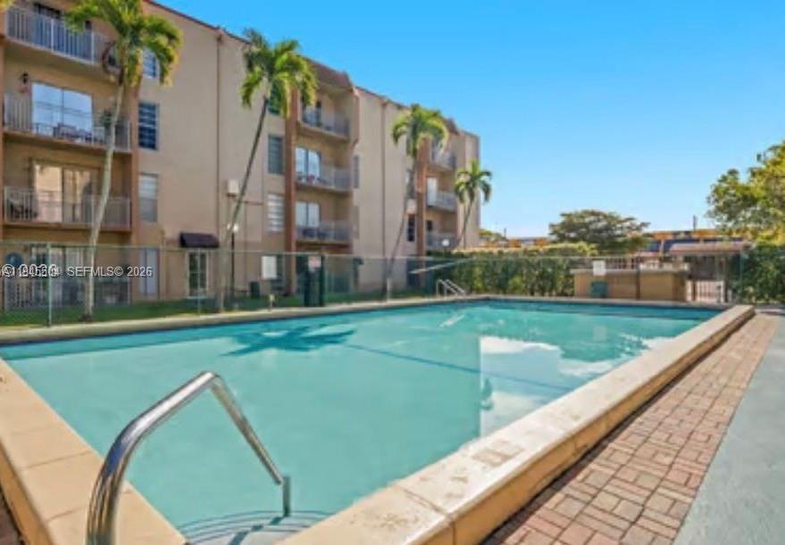 SUNSET VILLAS PHASE II CO - Residential