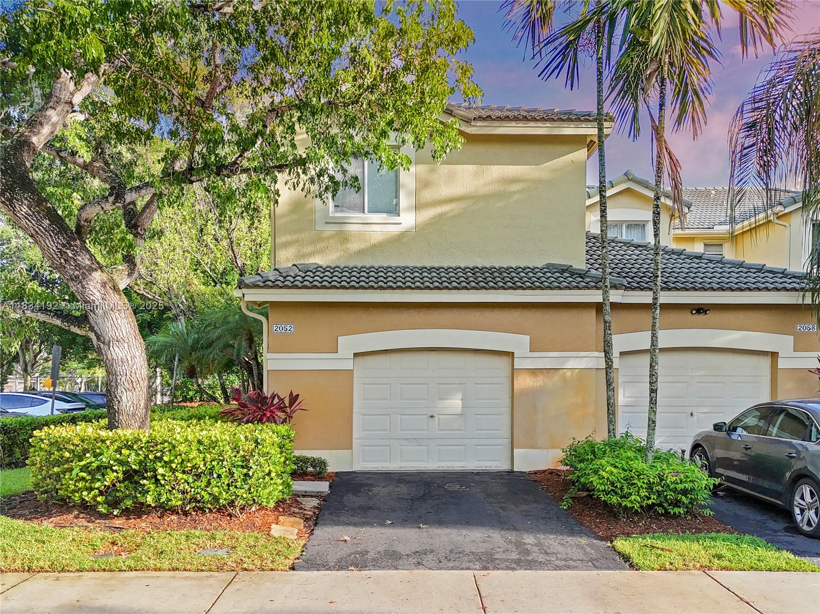 Charming 4-Bedroom Townhome in Gated San Mateo, Weston!
This bright and spacious corner-unit townhome offers the ideal blend of style, comfort, and convenience in the sought-after gated community of San Mateo. Featuring 4 bedrooms and 2.5 baths, the home includes a modern kitchen with 42" cabinets, granite countertops, stainless steel appliances, and laminate flooring on the main level. The 1-car garage provides generous storage space.
Enjoy low HOA fees and family-friendly amenities, including a pool and a playground, all in a pet-friendly setting. Located just minutes from I-75 and within walking distance to Publix, yoga studios, dry cleaners, and salons. Zoned for Weston's top-rated A+ schools.
Schedule your private tour today! 24-hour notice required