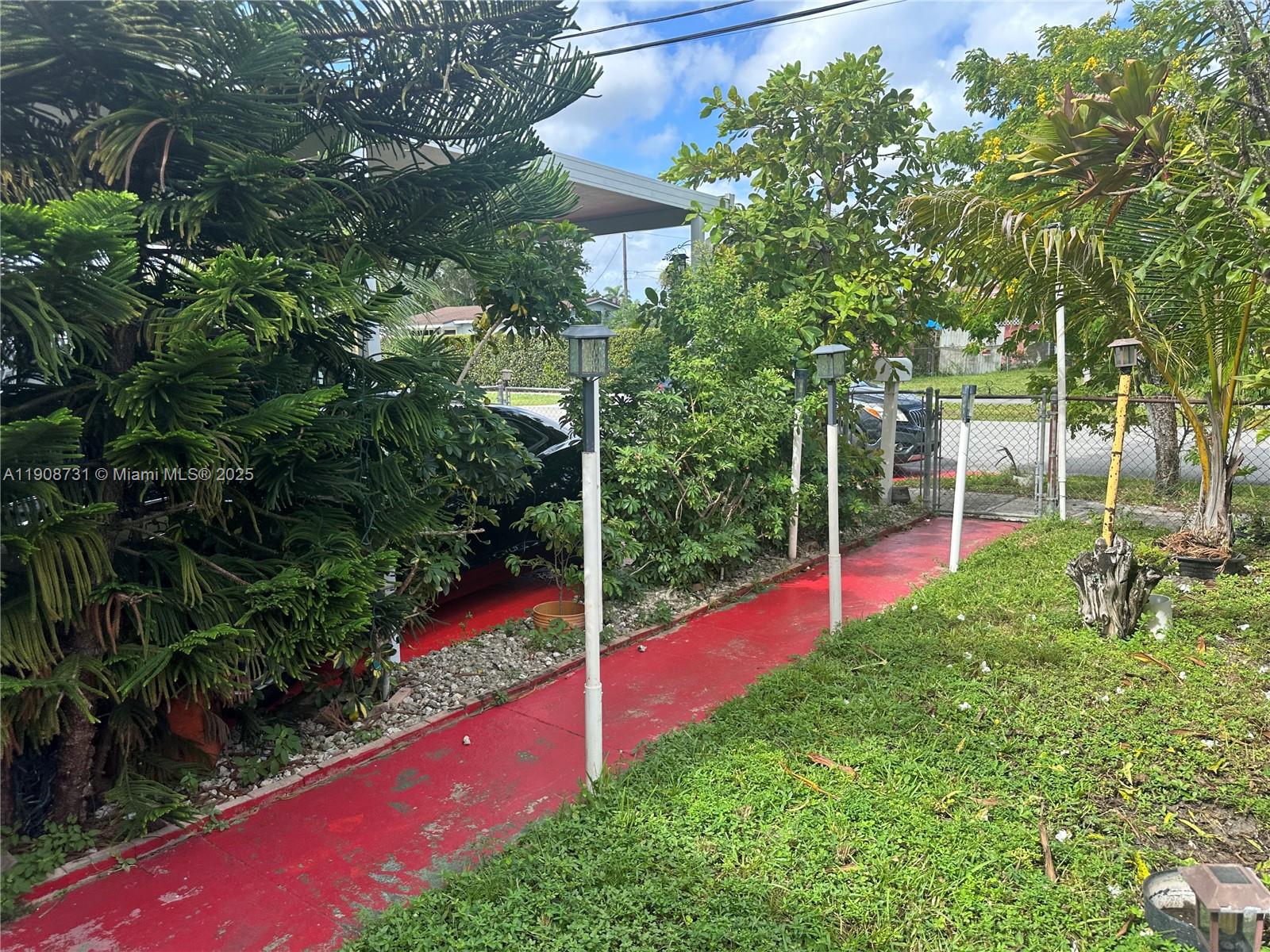 RAINBOW GARDENS - Residential