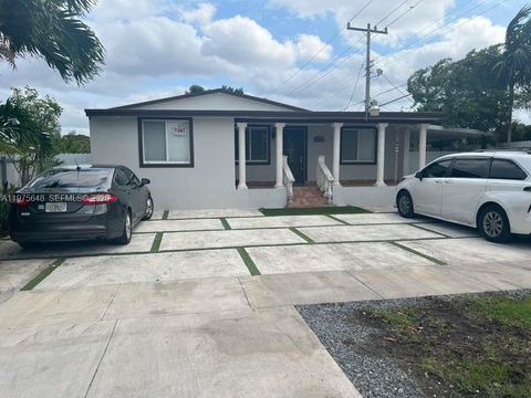 Photo of 4365 W 1st Ave, Hialeah, FL 33012 (MLS # A11975648)