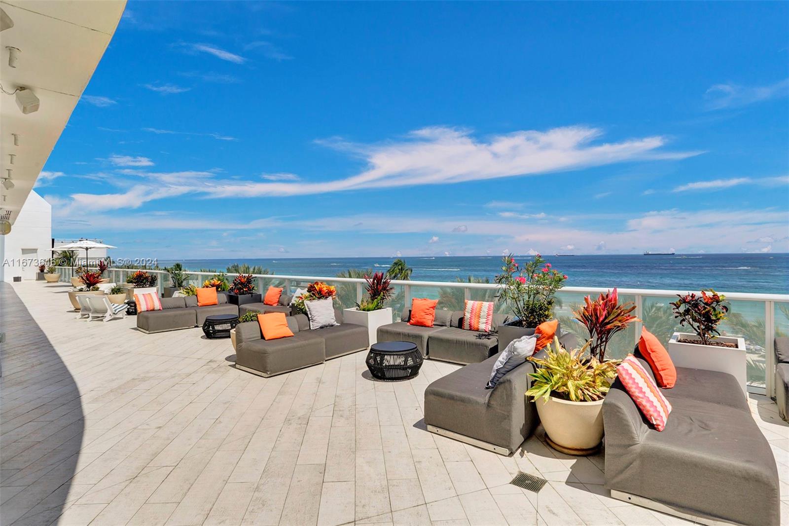 FORT LAUDERDALE RESIDENCE - Residential