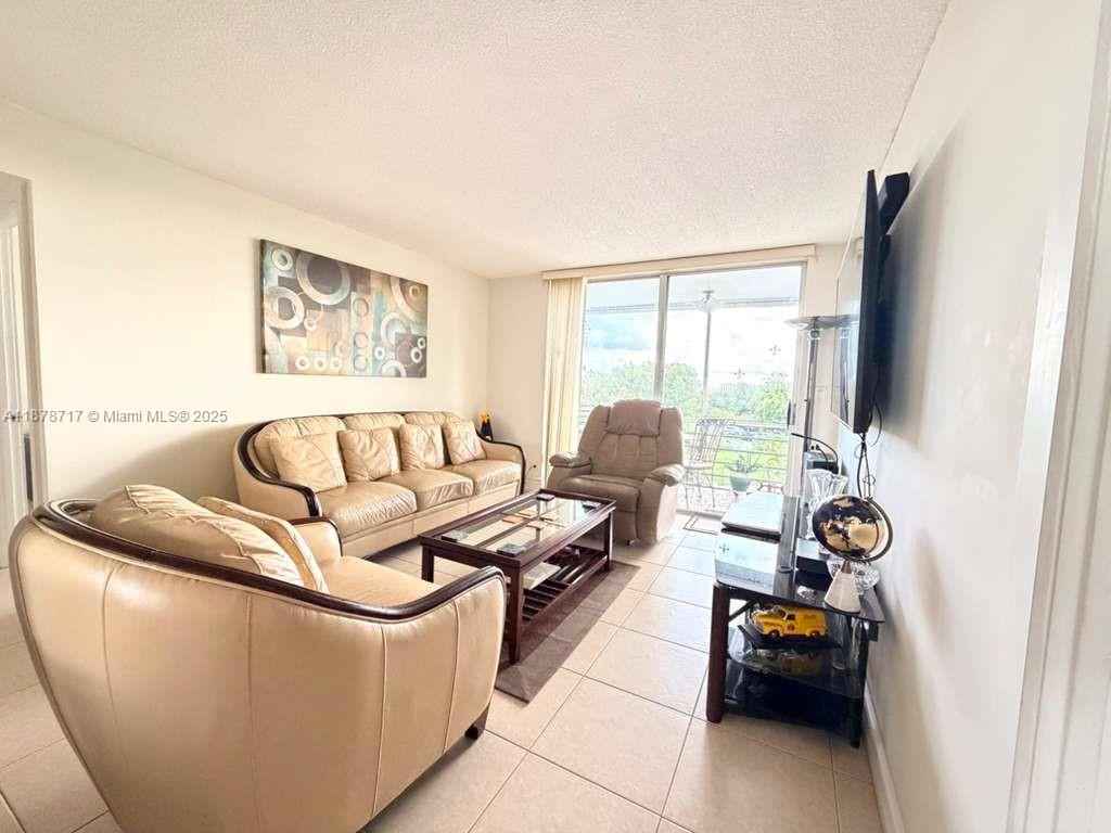 ROYAL OAKS CONDO - Residential