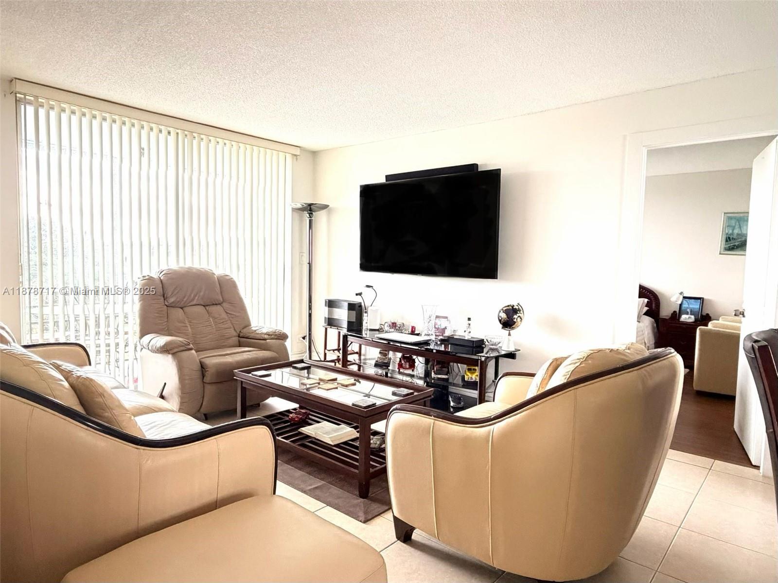 ROYAL OAKS CONDO - Residential