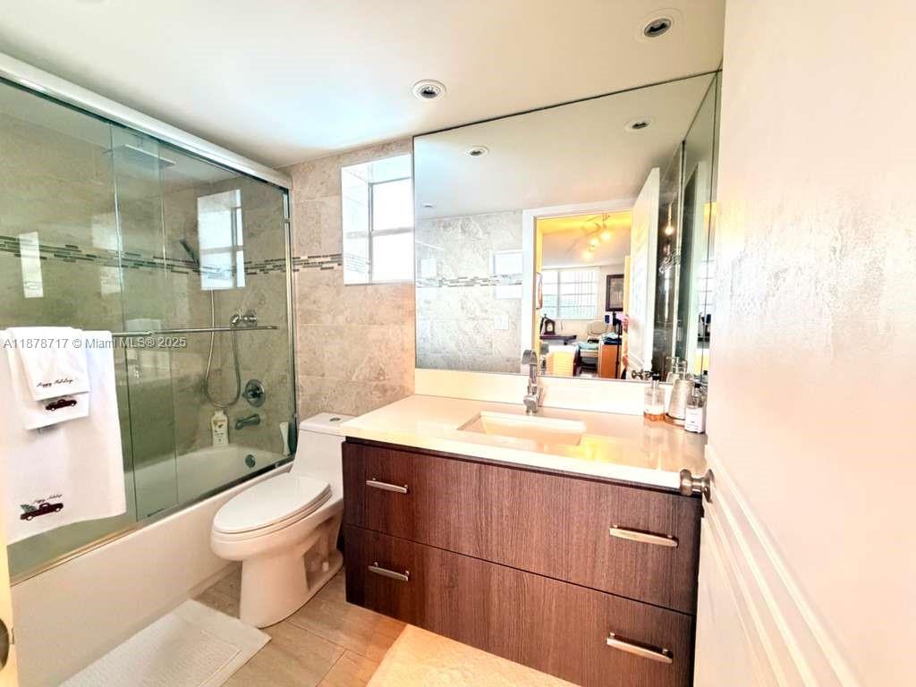 ROYAL OAKS CONDO - Residential