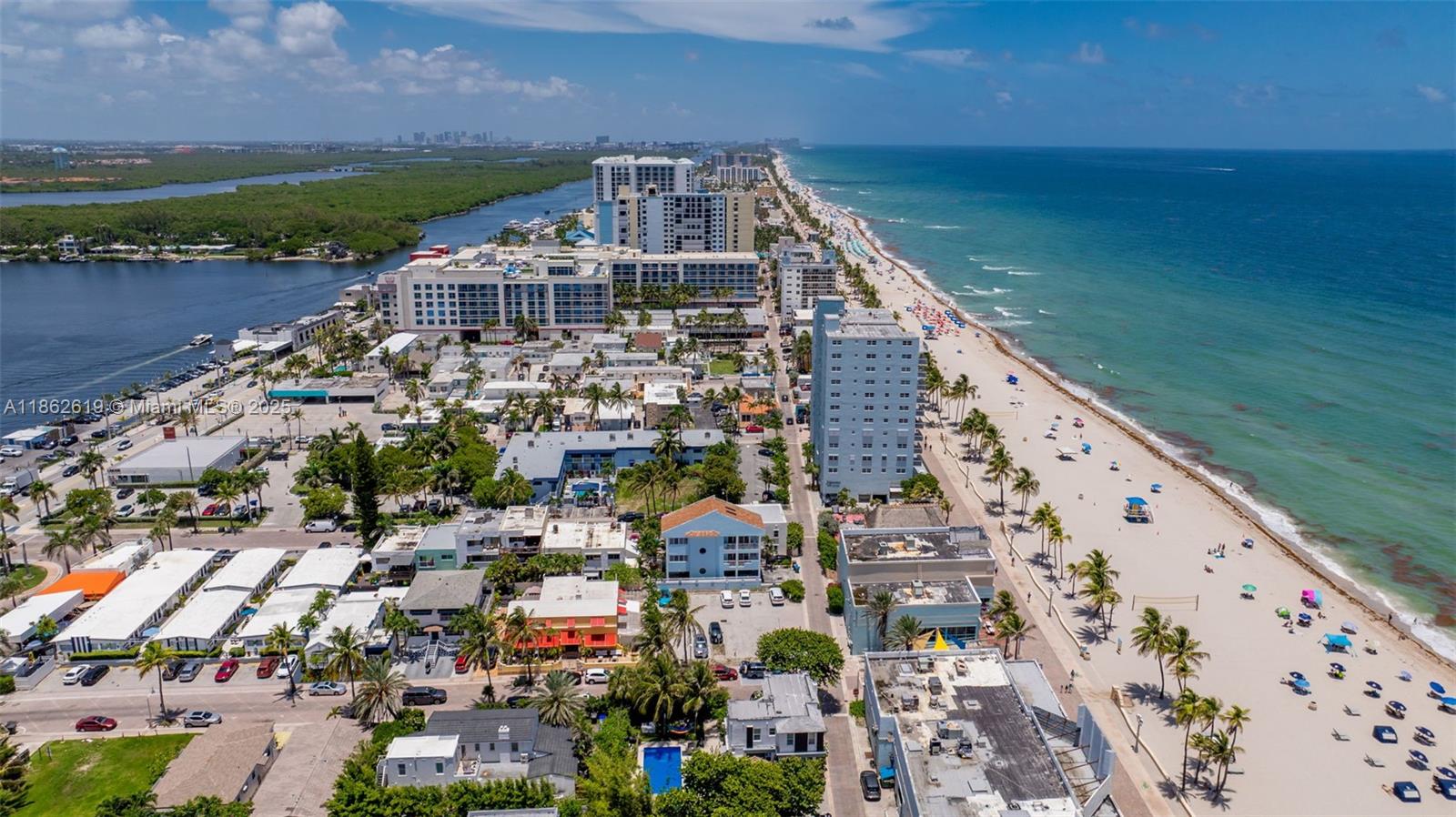 HOLLYWOOD BEACH - Residential Lease