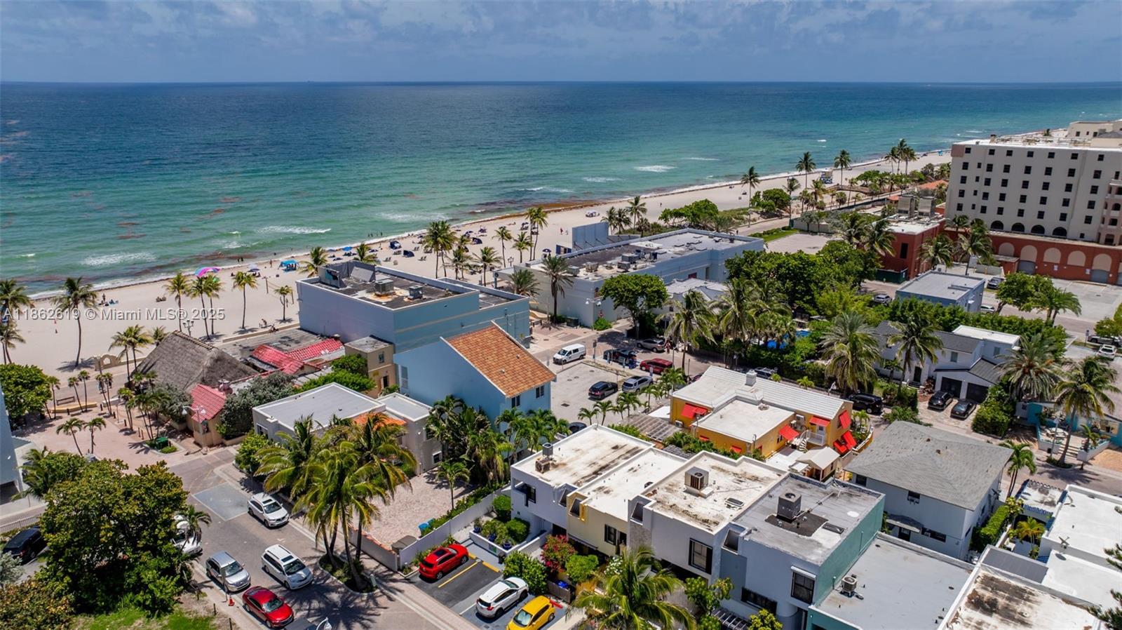 HOLLYWOOD BEACH - Residential Lease
