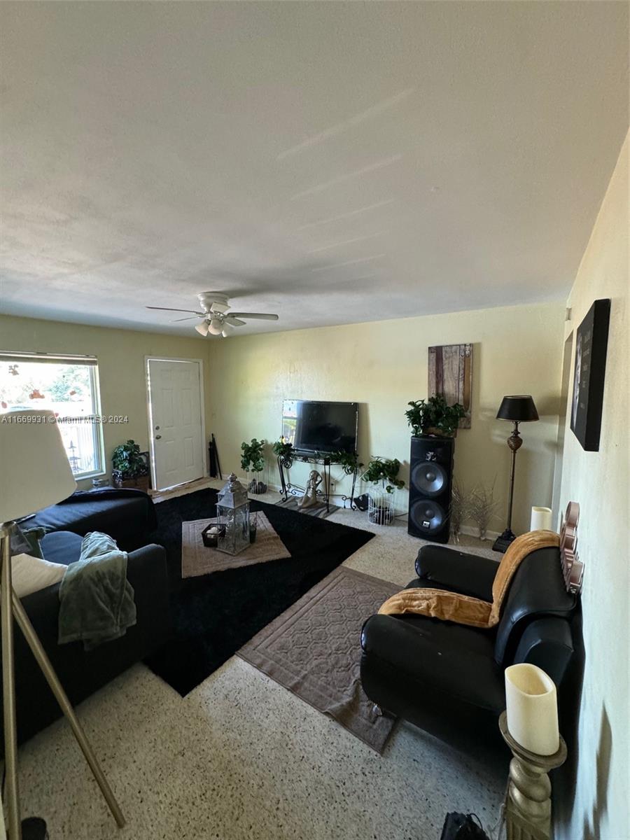 LAURAVILLE AMNDED PL - Residential Income