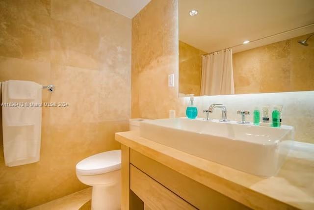 2399 COLLINS AVENUE - Residential Lease