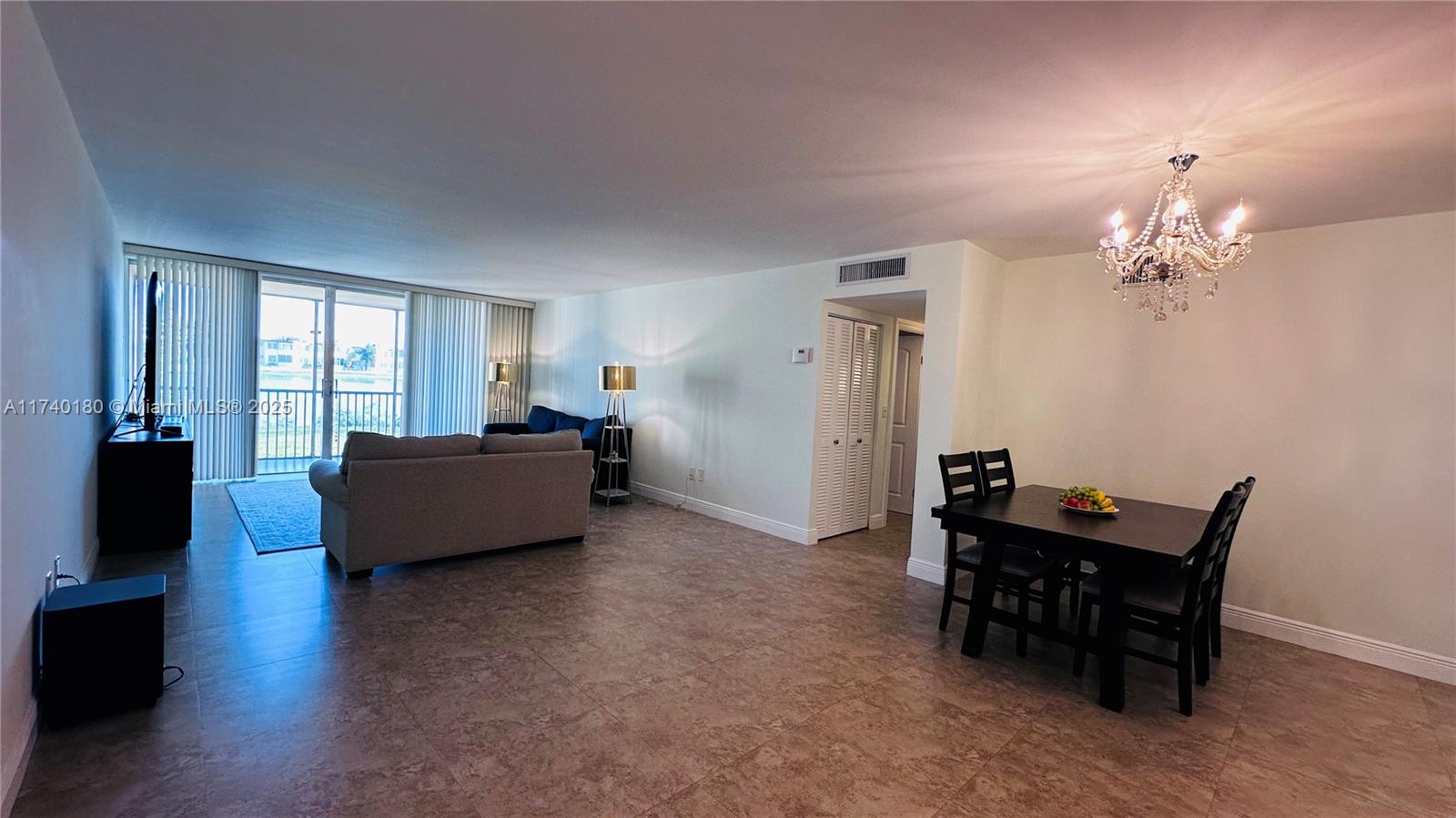 JADE WINDS GROUP-DAISY GA - Residential