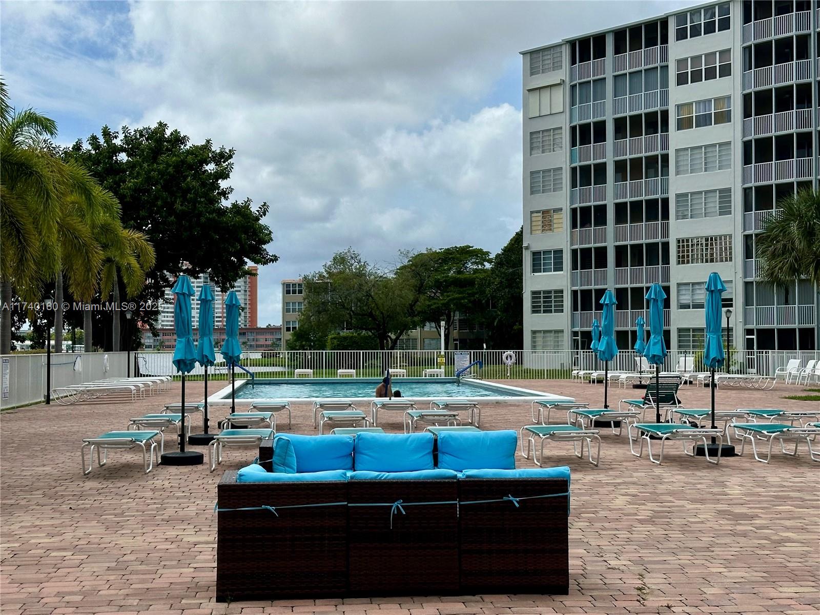 JADE WINDS GROUP-DAISY GA - Residential