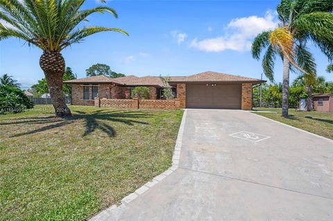 Single Family Residence in Port St. Lucie FL 100 Nash Court 27.jpg