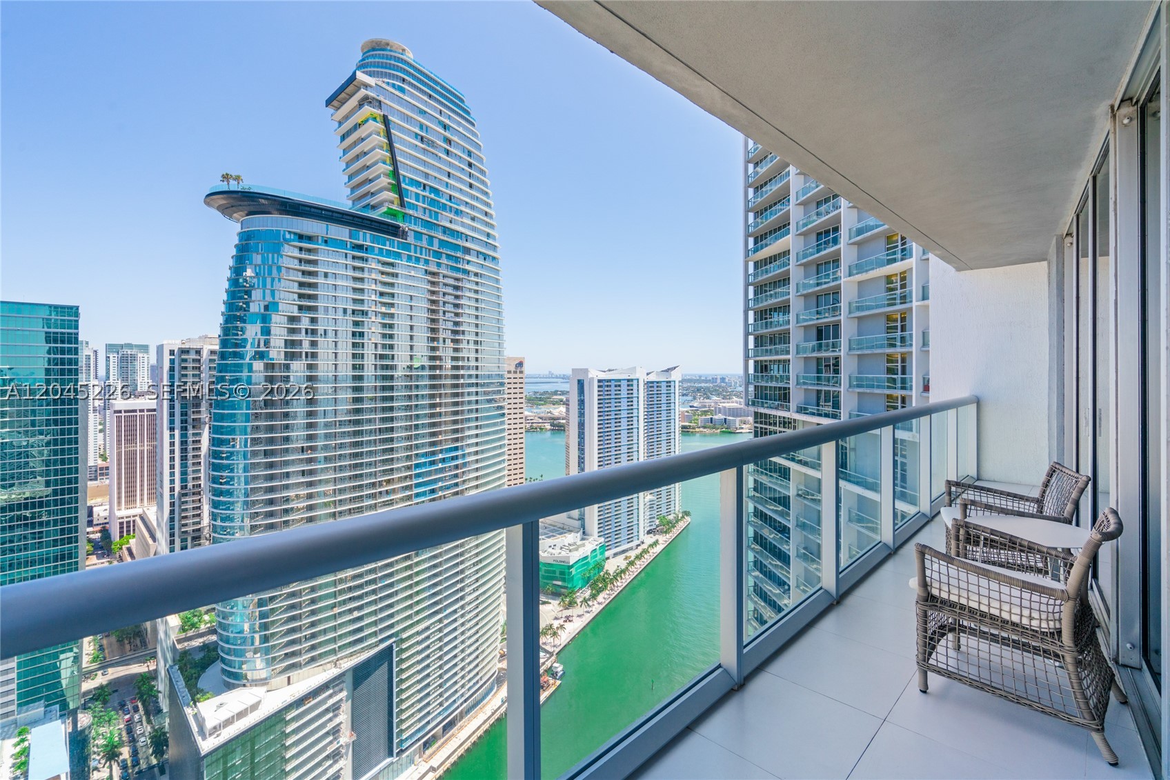 Photo 1 of 41 — 475 Brickell Ave 4315, Miami, FL 33131