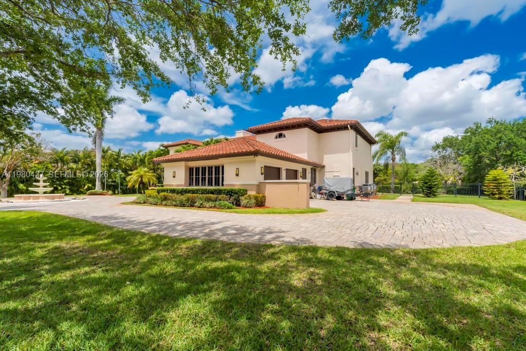 OAK HOLLOW ESTATES - Residential