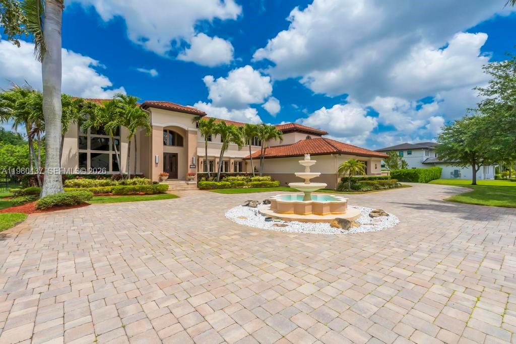OAK HOLLOW ESTATES - Residential