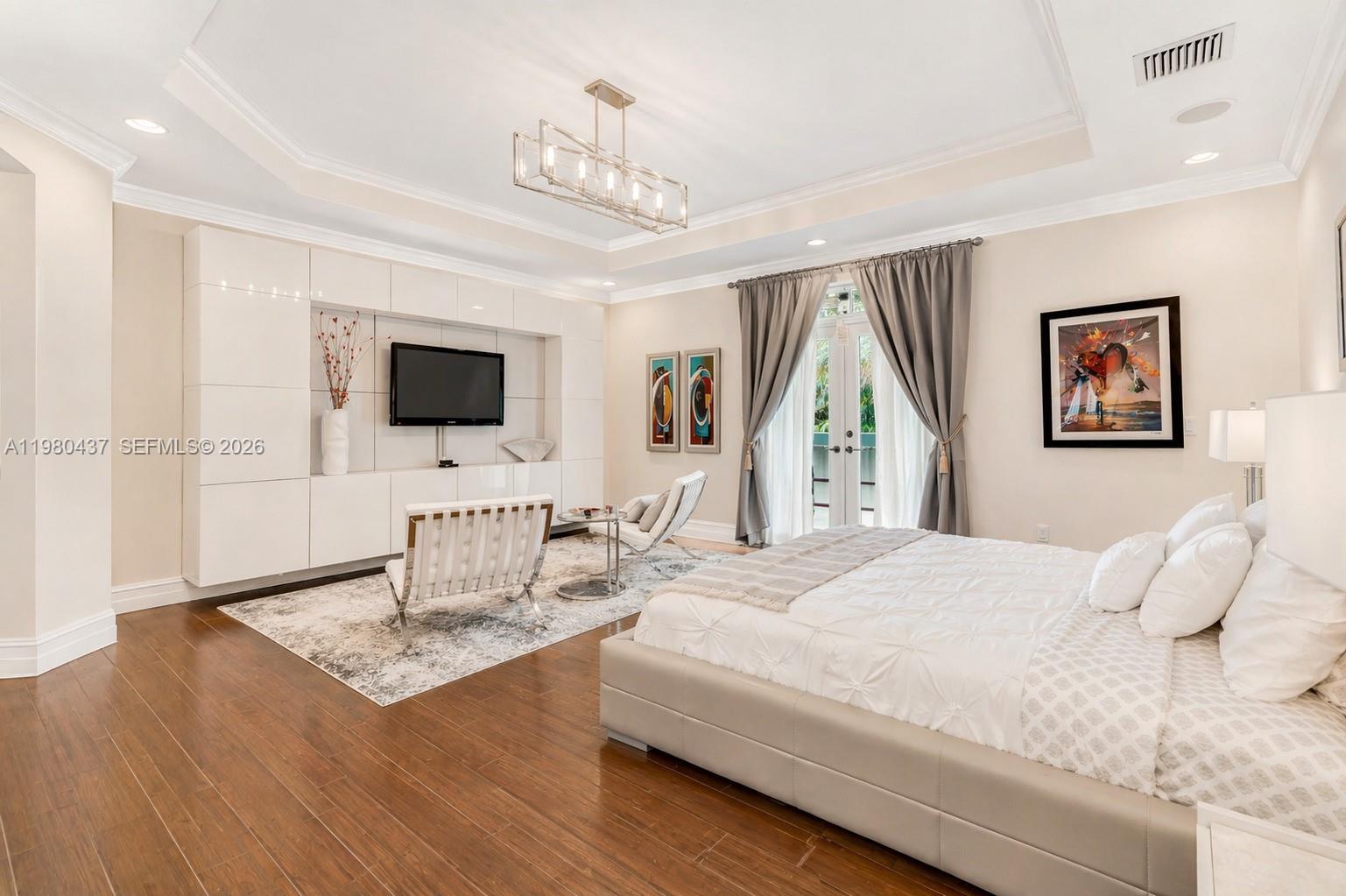 OAK HOLLOW ESTATES - Residential