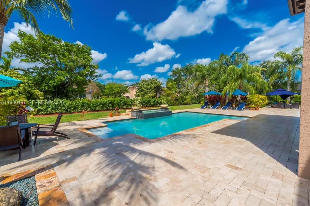 OAK HOLLOW ESTATES - Residential