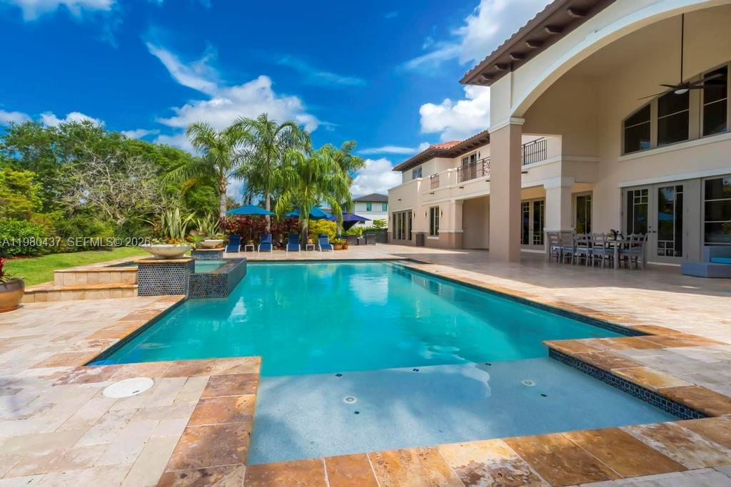 OAK HOLLOW ESTATES - Residential