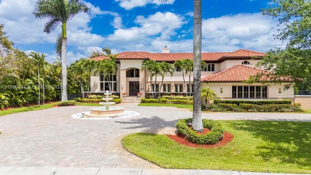 Photo of 13425 SW 37th Pl, Davie, FL 33330 (MLS # A11980437)