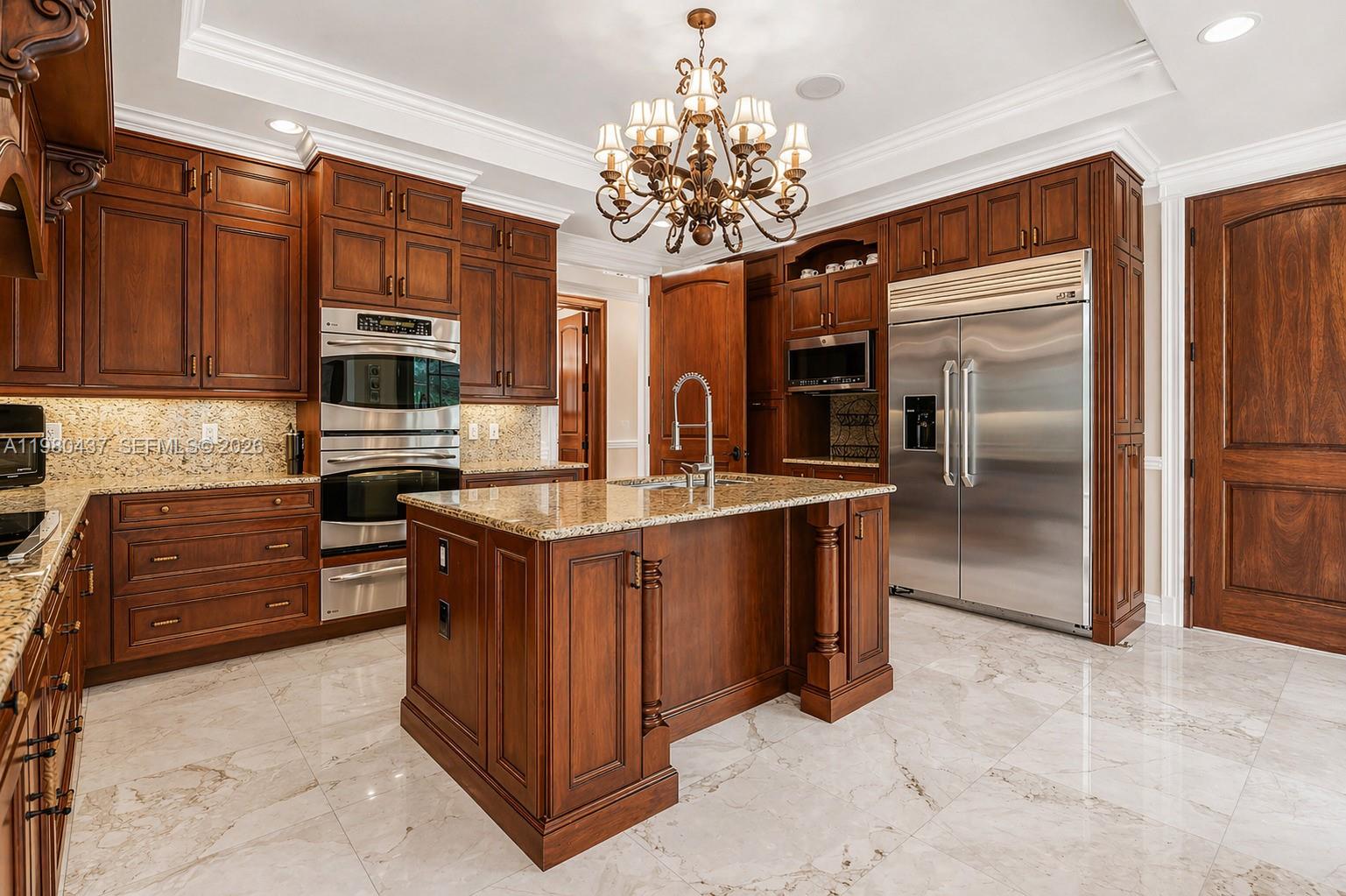 OAK HOLLOW ESTATES - Residential
