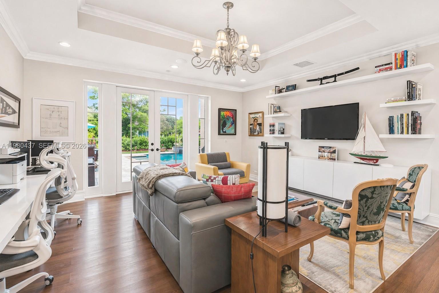 OAK HOLLOW ESTATES - Residential